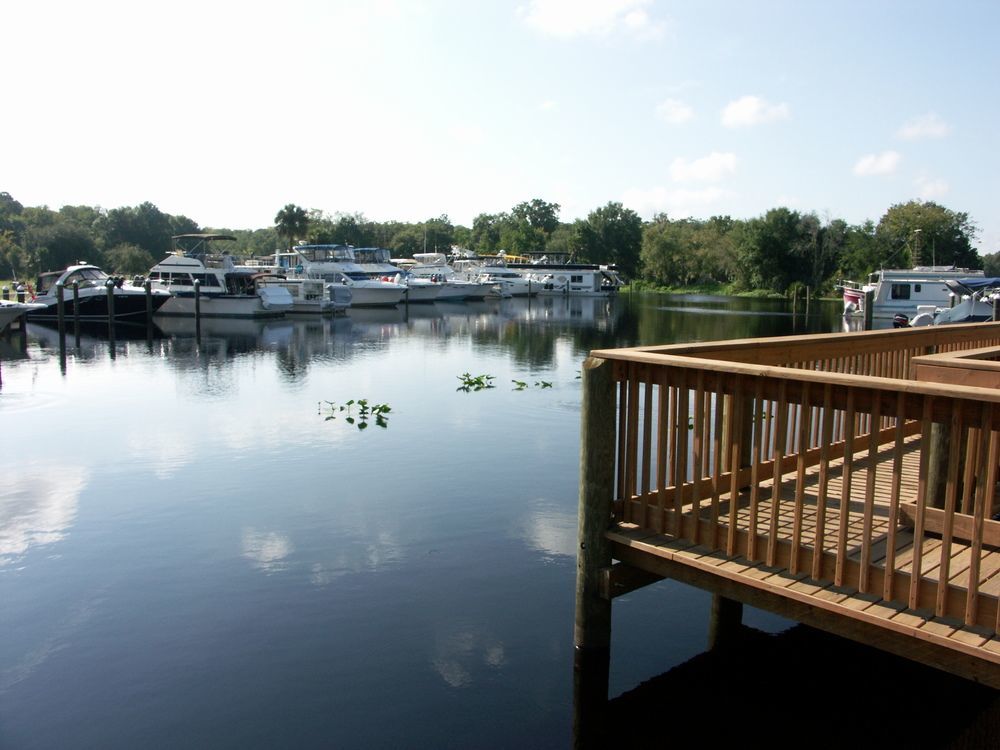 Big River Marina & Lodge Astor Ngoại thất bức ảnh